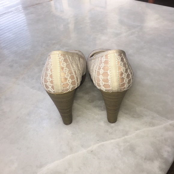 American Eagle Wedges - Picture 5 of 5